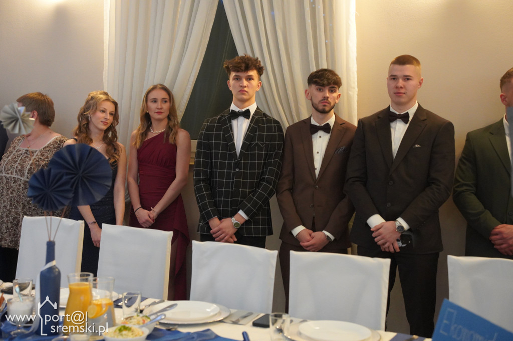 Studniówka w Ekonomiku