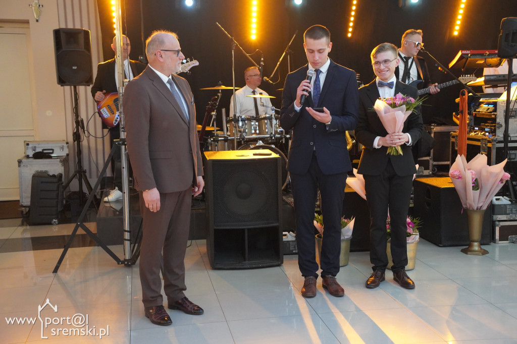 Studniówka w Ekonomiku