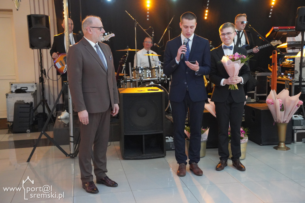 Studniówka w Ekonomiku