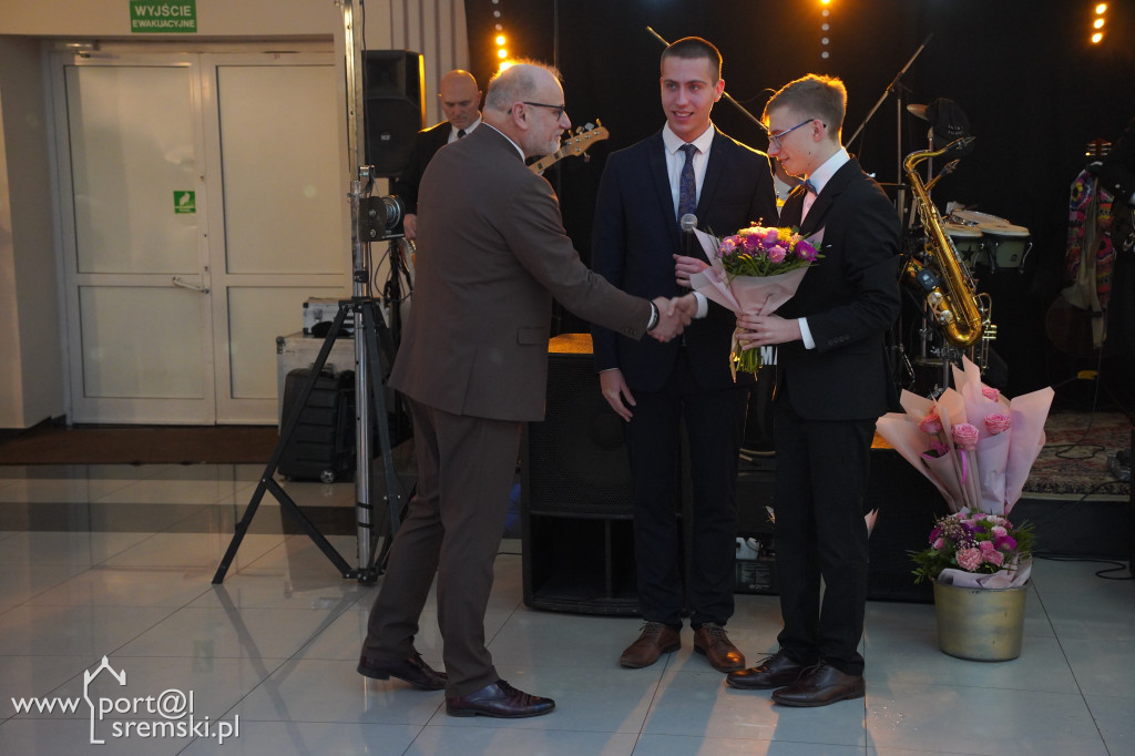 Studniówka w Ekonomiku