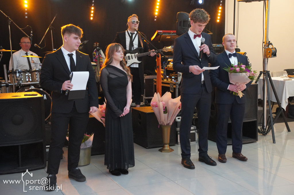 Studniówka w Ekonomiku