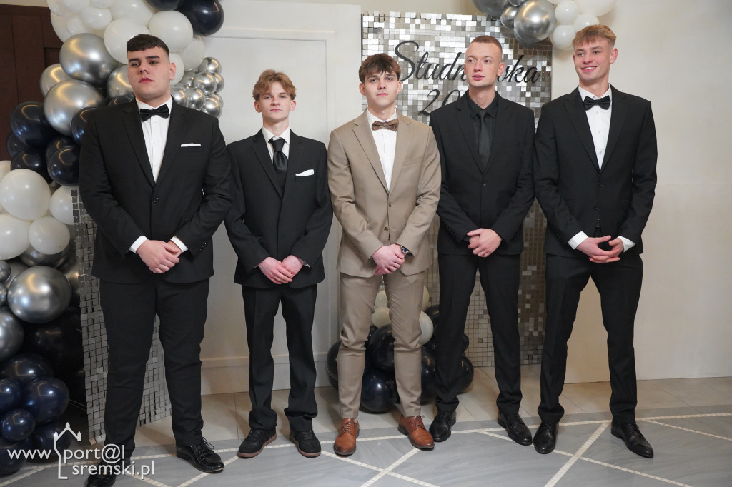 Studniówka w Ekonomiku