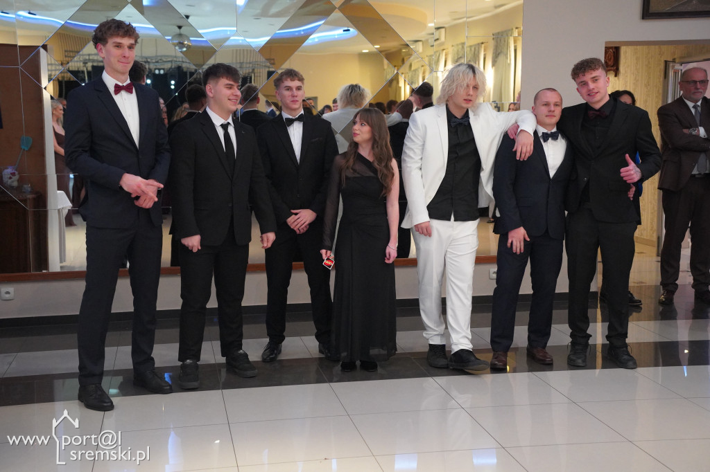 Studniówka w Ekonomiku