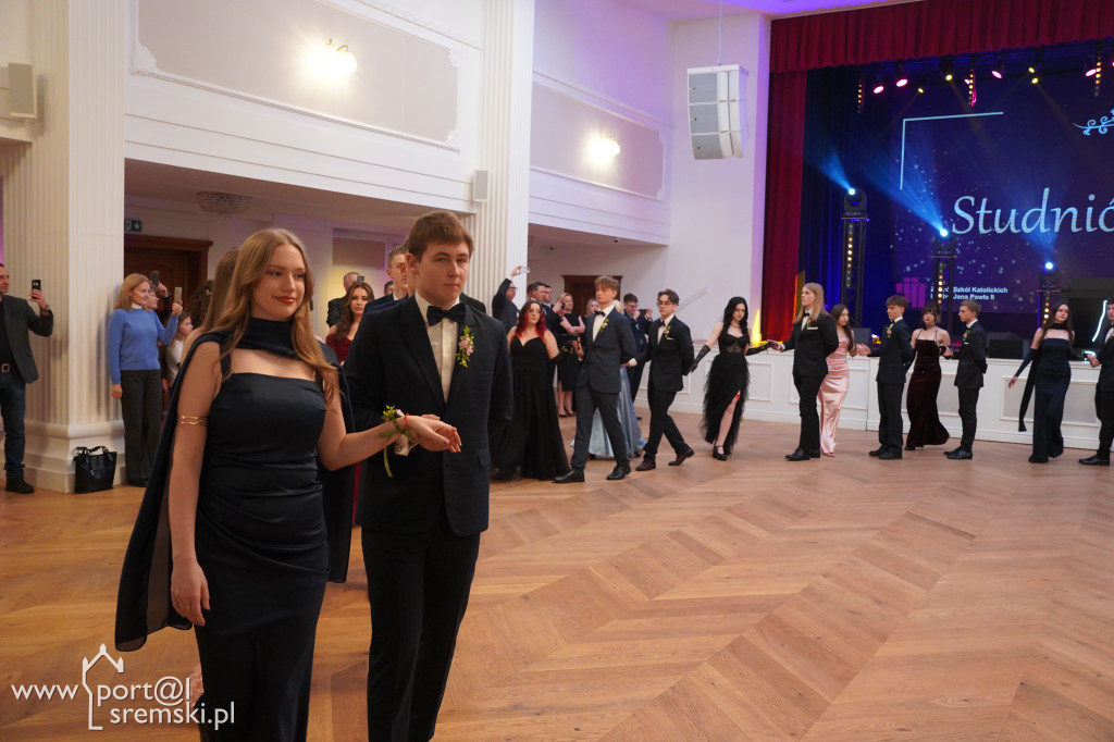 Studniówka w Zespole Szkół Katolickich im. św. Jana Pawła II w Śremie