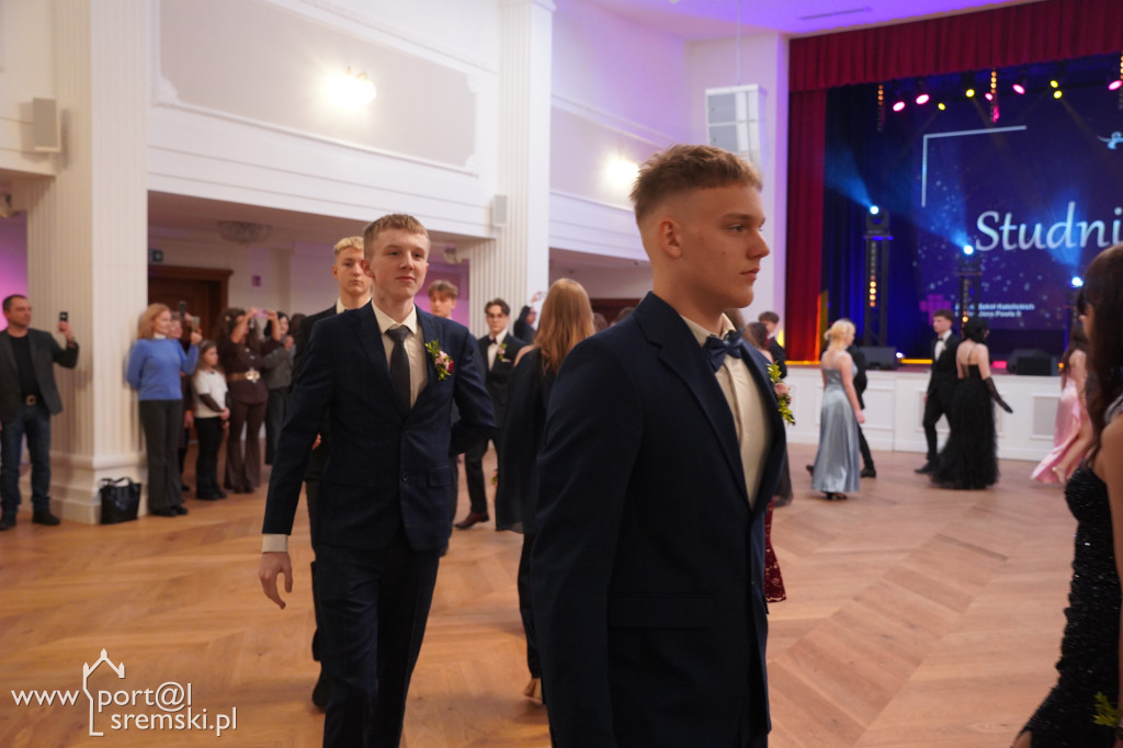 Studniówka w Zespole Szkół Katolickich im. św. Jana Pawła II w Śremie