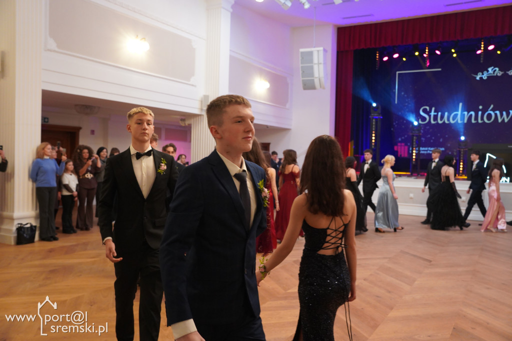 Studniówka w Zespole Szkół Katolickich im. św. Jana Pawła II w Śremie