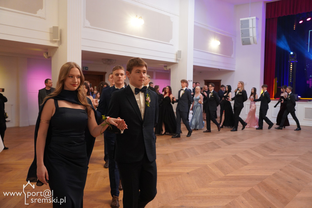 Studniówka w Zespole Szkół Katolickich im. św. Jana Pawła II w Śremie