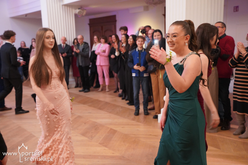 Studniówka w Zespole Szkół Katolickich im. św. Jana Pawła II w Śremie