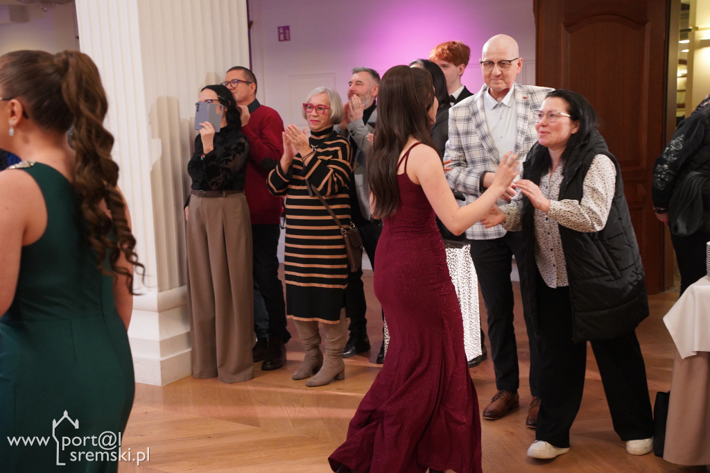 Studniówka w Zespole Szkół Katolickich im. św. Jana Pawła II w Śremie