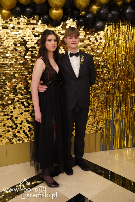 Studniówka w Zespole Szkół Katolickich im. św. Jana Pawła II w Śremie