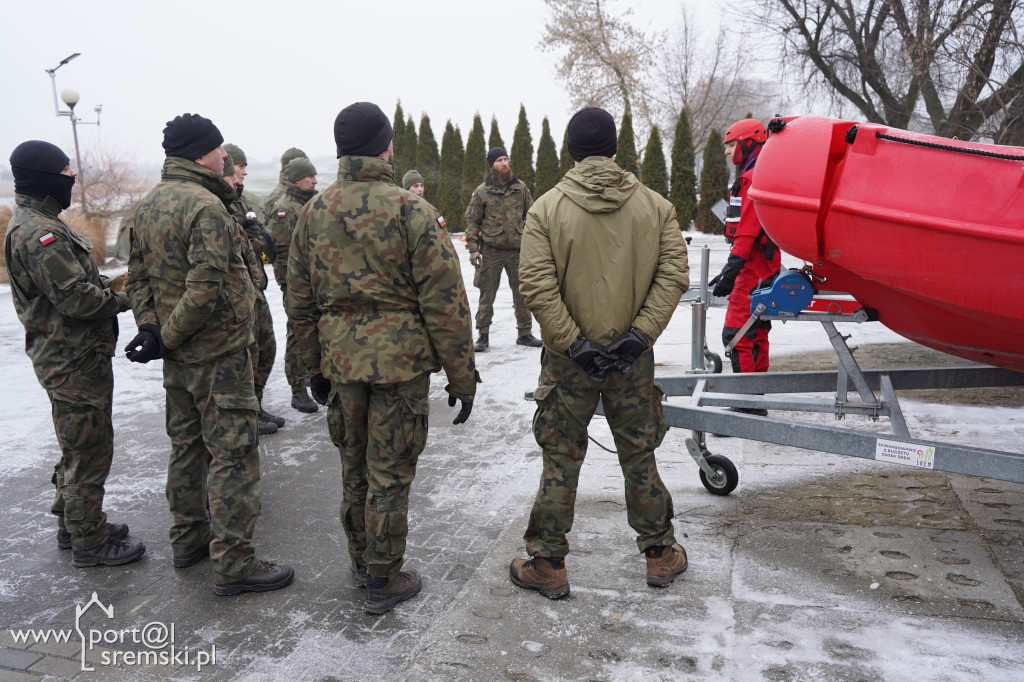 Ćwiczenia na lodzie