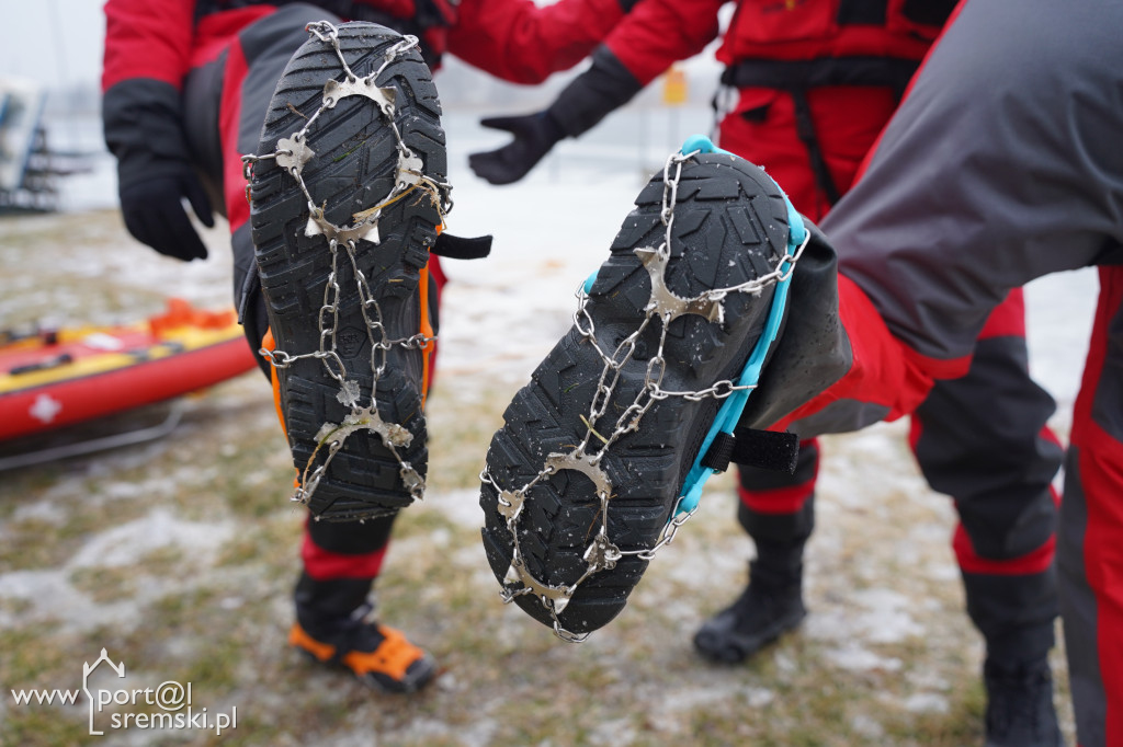 Ćwiczenia na lodzie