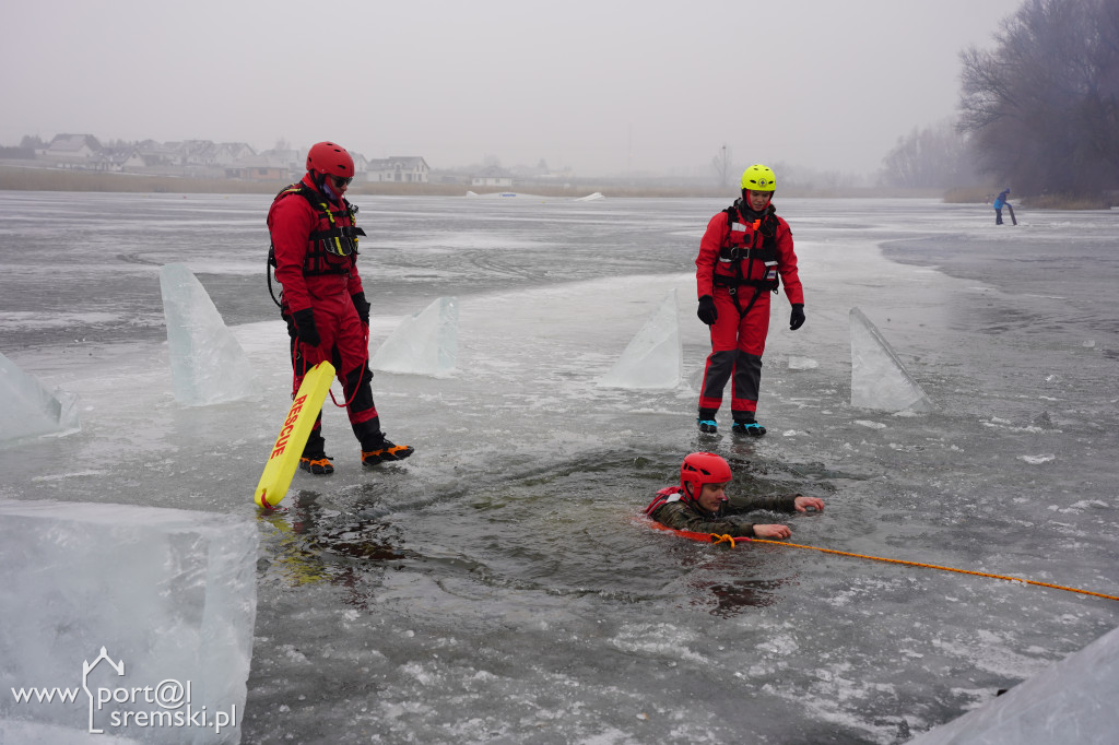 Ćwiczenia na lodzie