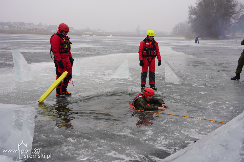 Ćwiczenia na lodzie