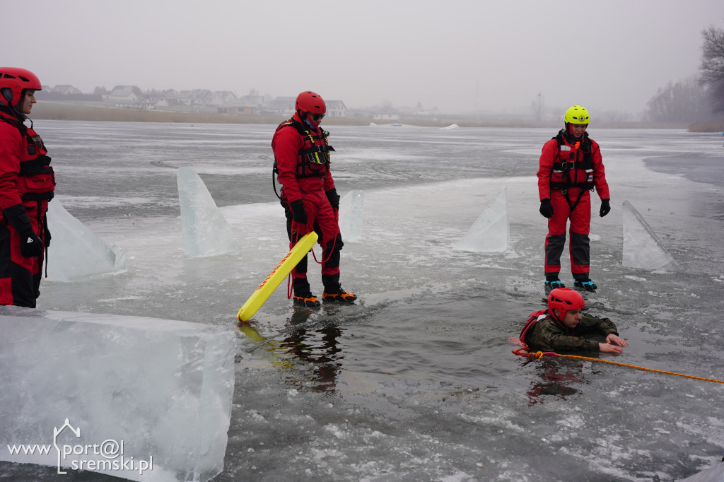 Ćwiczenia na lodzie