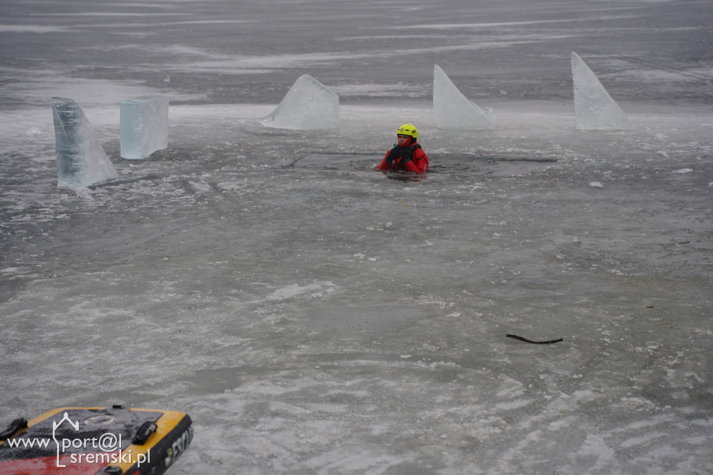 Ćwiczenia na lodzie