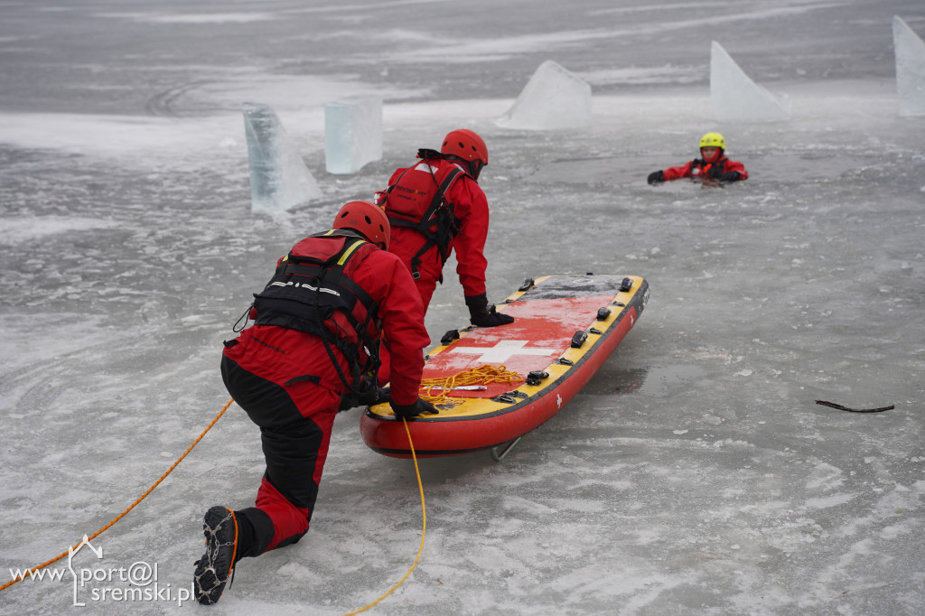 Ćwiczenia na lodzie