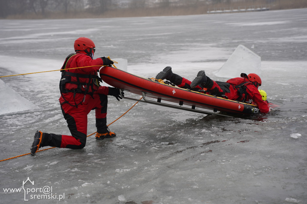 Ćwiczenia na lodzie