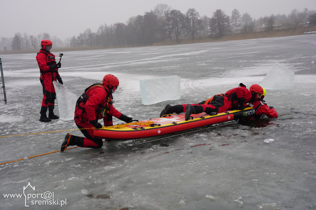 Ćwiczenia na lodzie