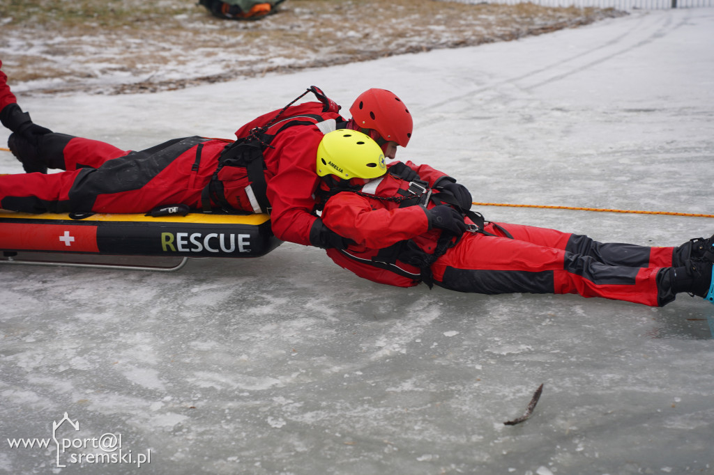 Ćwiczenia na lodzie