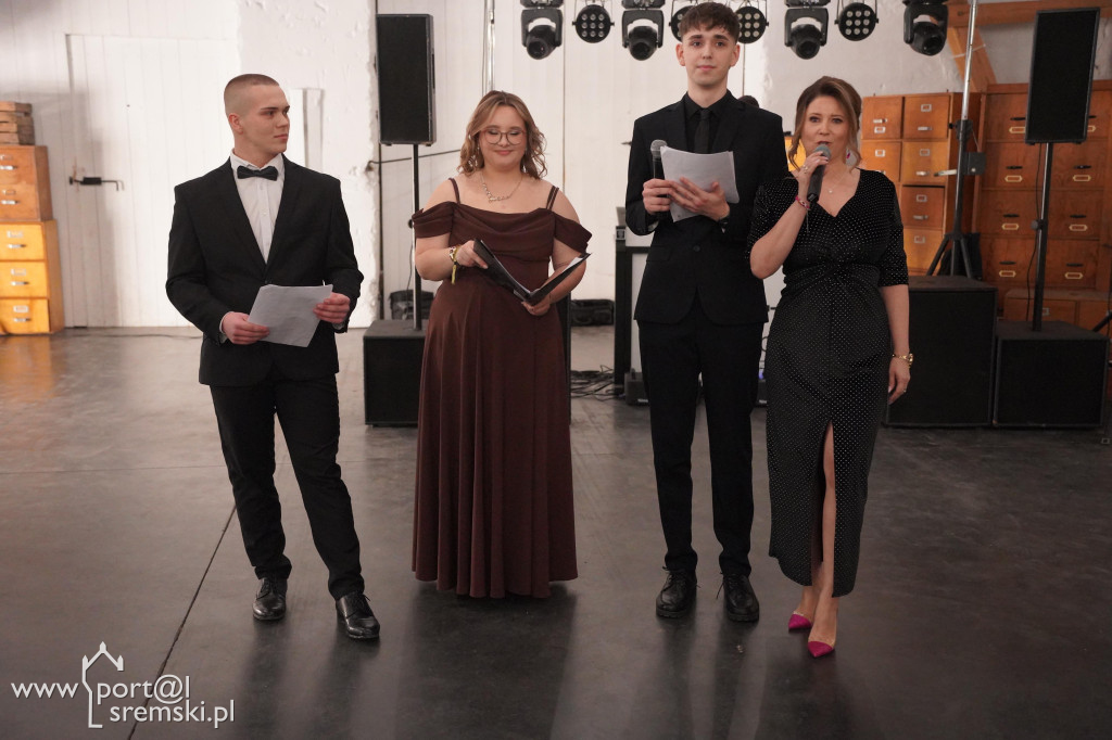 Studniówka w Zespole Szkół Technicznych