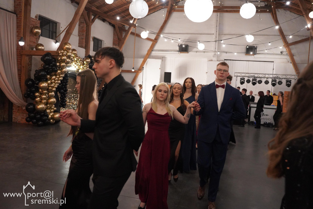 Studniówka w Zespole Szkół Technicznych