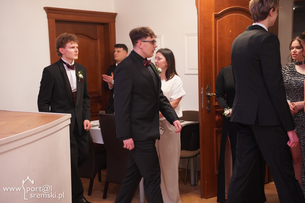 Studniówka w Liceum Ogólnokształcącym