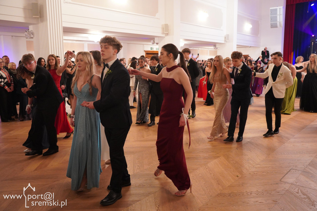 Studniówka w Liceum Ogólnokształcącym