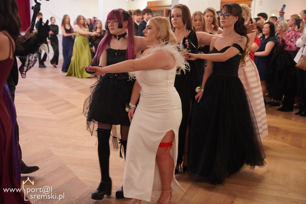 Studniówka w Liceum Ogólnokształcącym