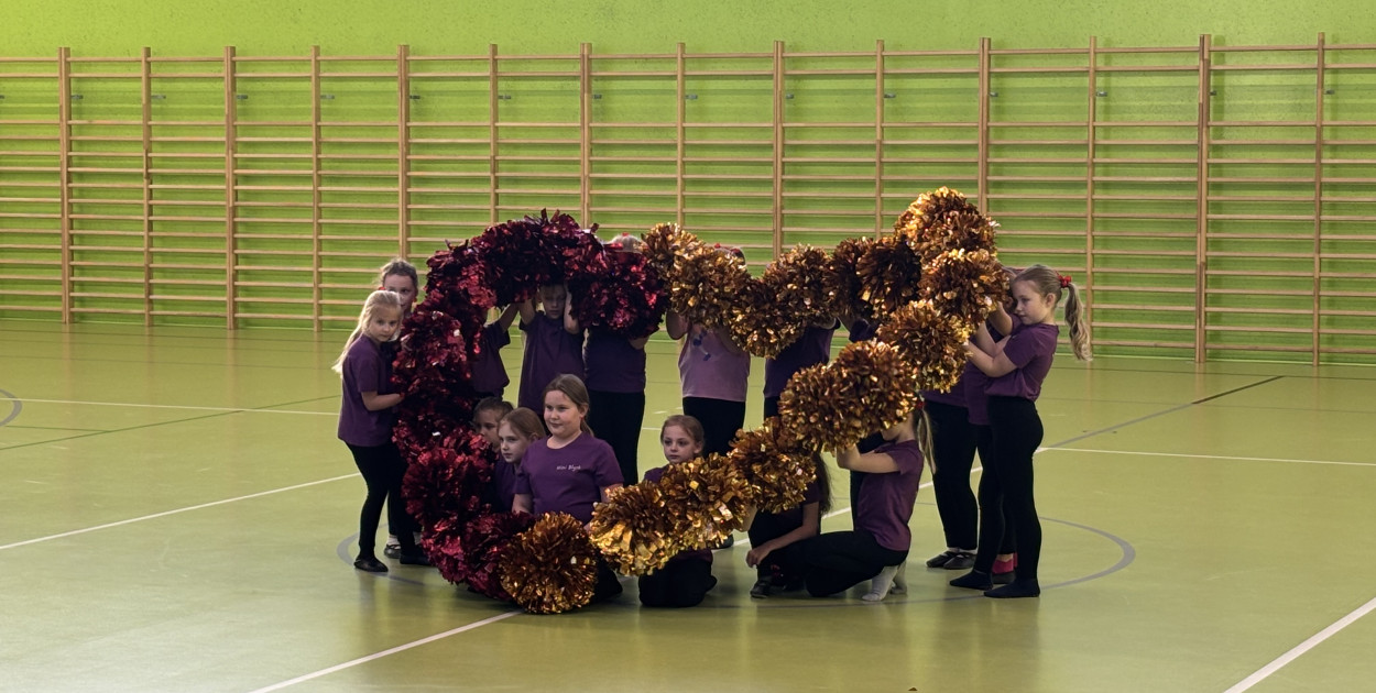 Roztańczony Dzień Kobiet w Książu Wielkopolskim