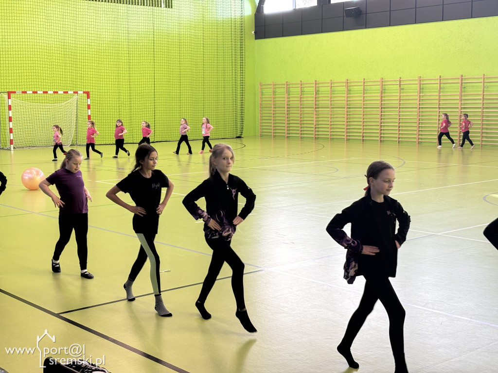 Roztańczony Dzień Kobiet w Książu Wielkopolskim