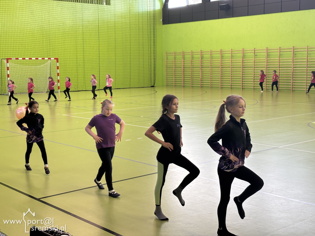 Roztańczony Dzień Kobiet w Książu Wielkopolskim