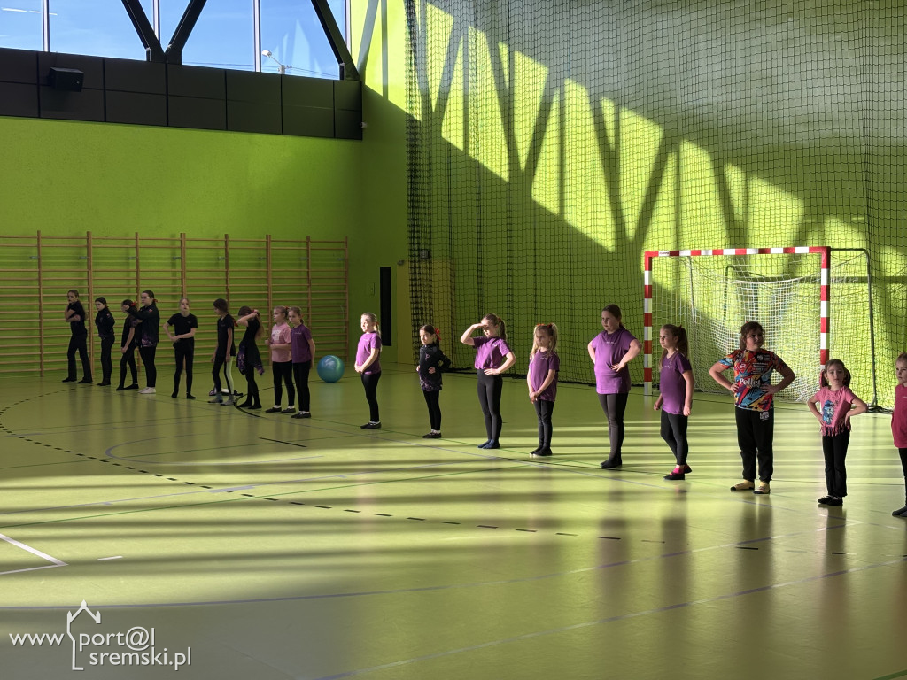 Roztańczony Dzień Kobiet w Książu Wielkopolskim