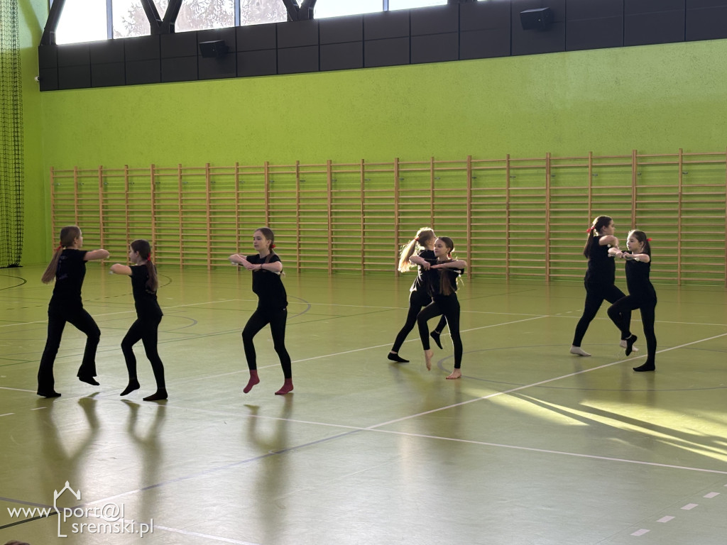 Roztańczony Dzień Kobiet w Książu Wielkopolskim