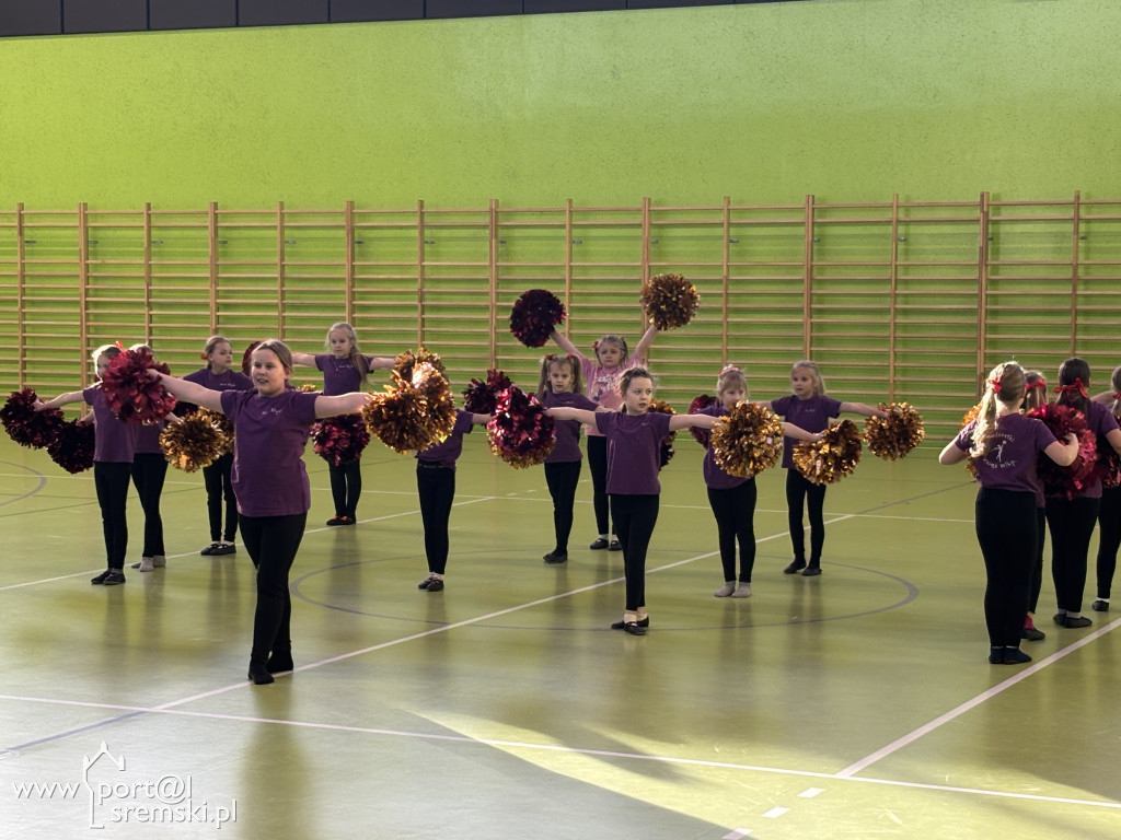 Roztańczony Dzień Kobiet w Książu Wielkopolskim