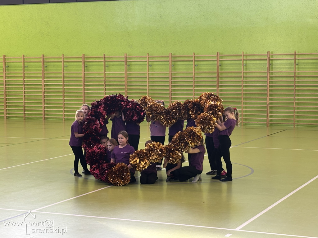 Roztańczony Dzień Kobiet w Książu Wielkopolskim