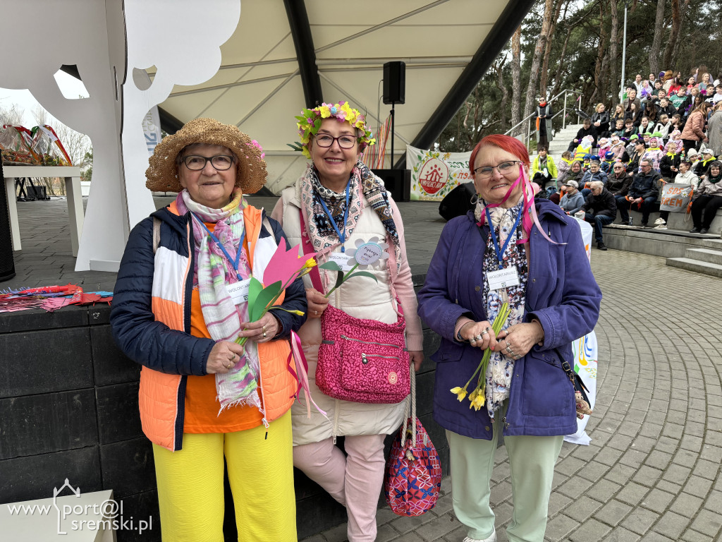 Międzypokoleniowe powitanie wiosny w Amfiteatrze