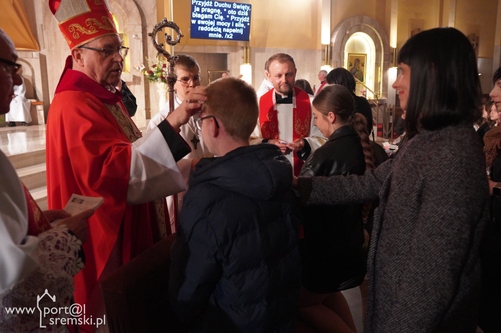 Bierzmowanie w parafii pw. NSJ w Śremie