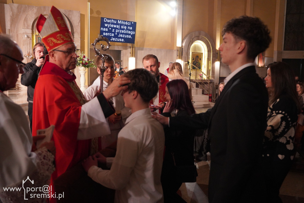 Bierzmowanie w parafii pw. NSJ w Śremie