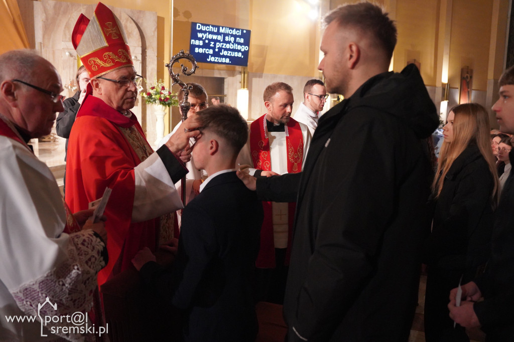 Bierzmowanie w parafii pw. NSJ w Śremie