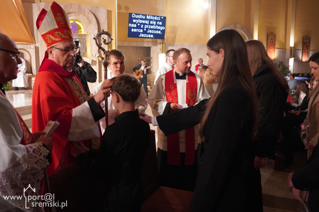 Bierzmowanie w parafii pw. NSJ w Śremie