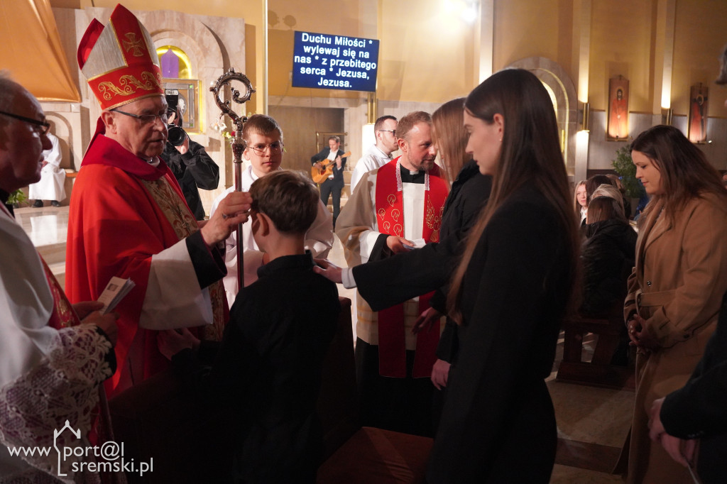 Bierzmowanie w parafii pw. NSJ w Śremie