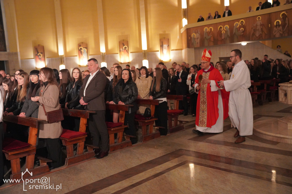 Bierzmowanie w parafii pw. NSJ w Śremie