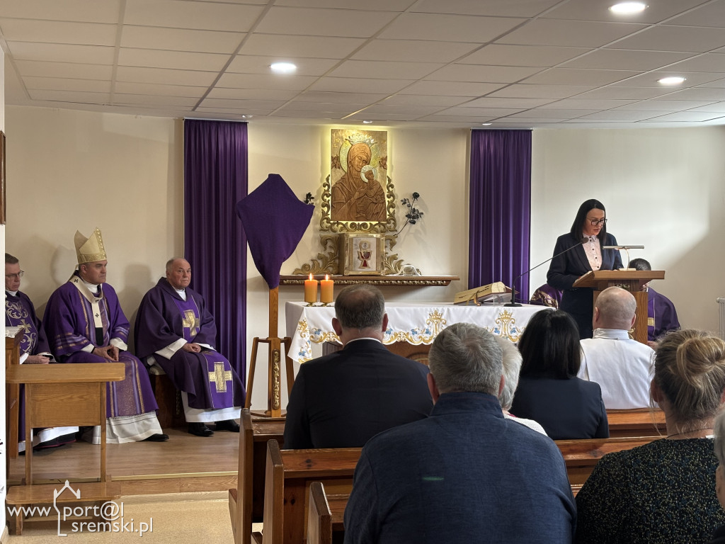 Wizyta ks. Abp Zbigniewa Zielińskiego w Szpitalu w Śremie