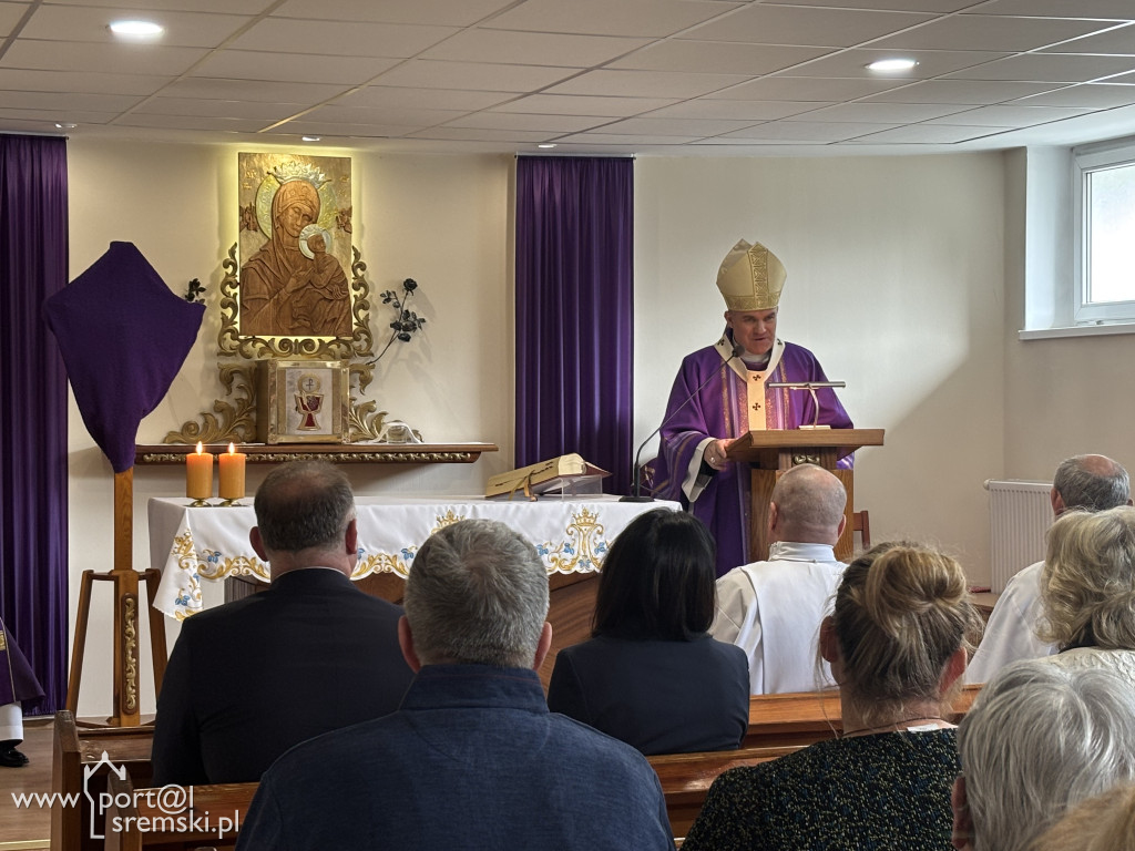 Wizyta ks. Abp Zbigniewa Zielińskiego w Szpitalu w Śremie