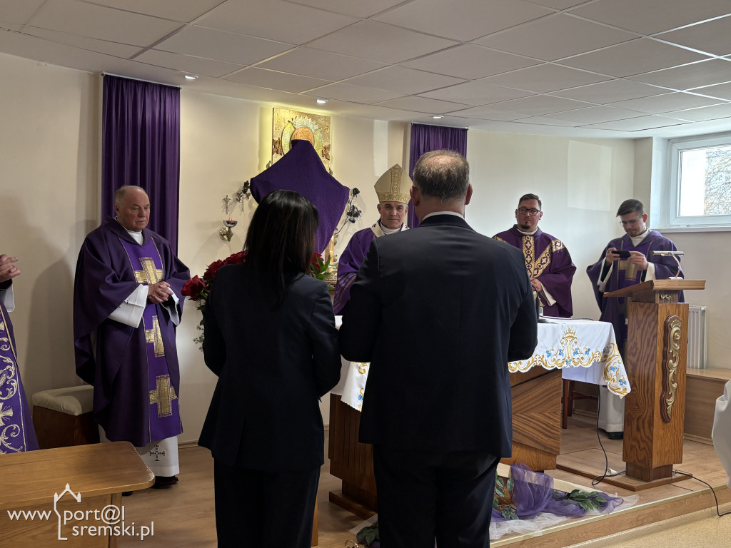 Wizyta ks. Abp Zbigniewa Zielińskiego w Szpitalu w Śremie