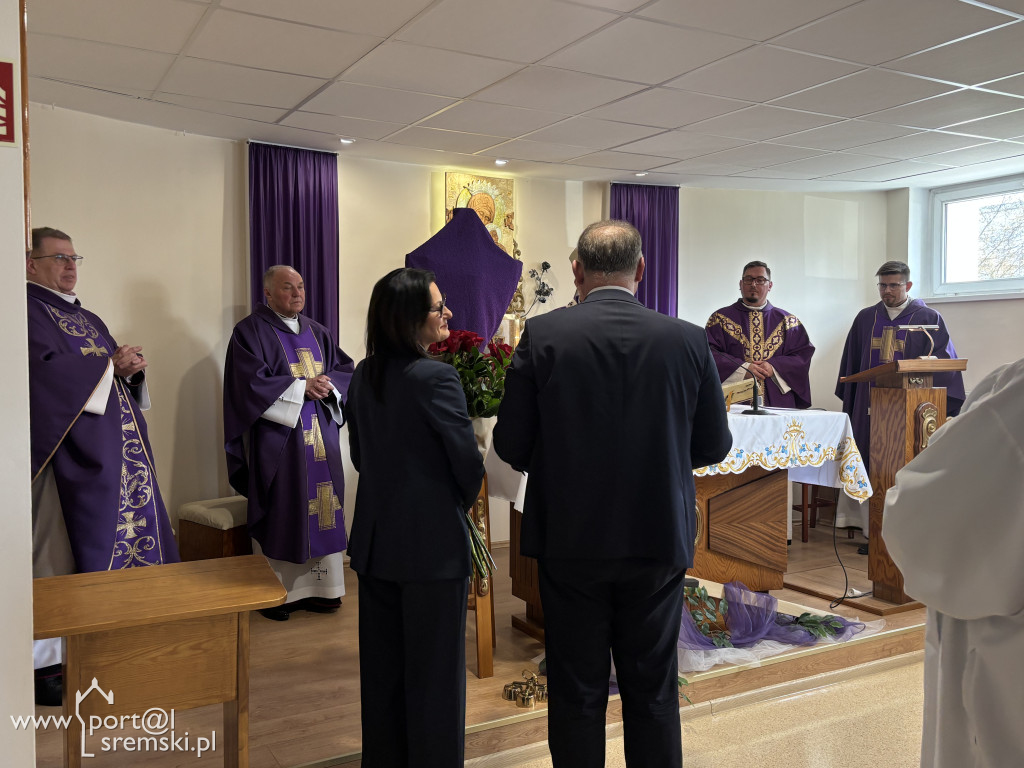 Wizyta ks. Abp Zbigniewa Zielińskiego w Szpitalu w Śremie