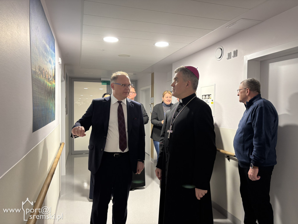 Wizyta ks. Abp Zbigniewa Zielińskiego w Szpitalu w Śremie