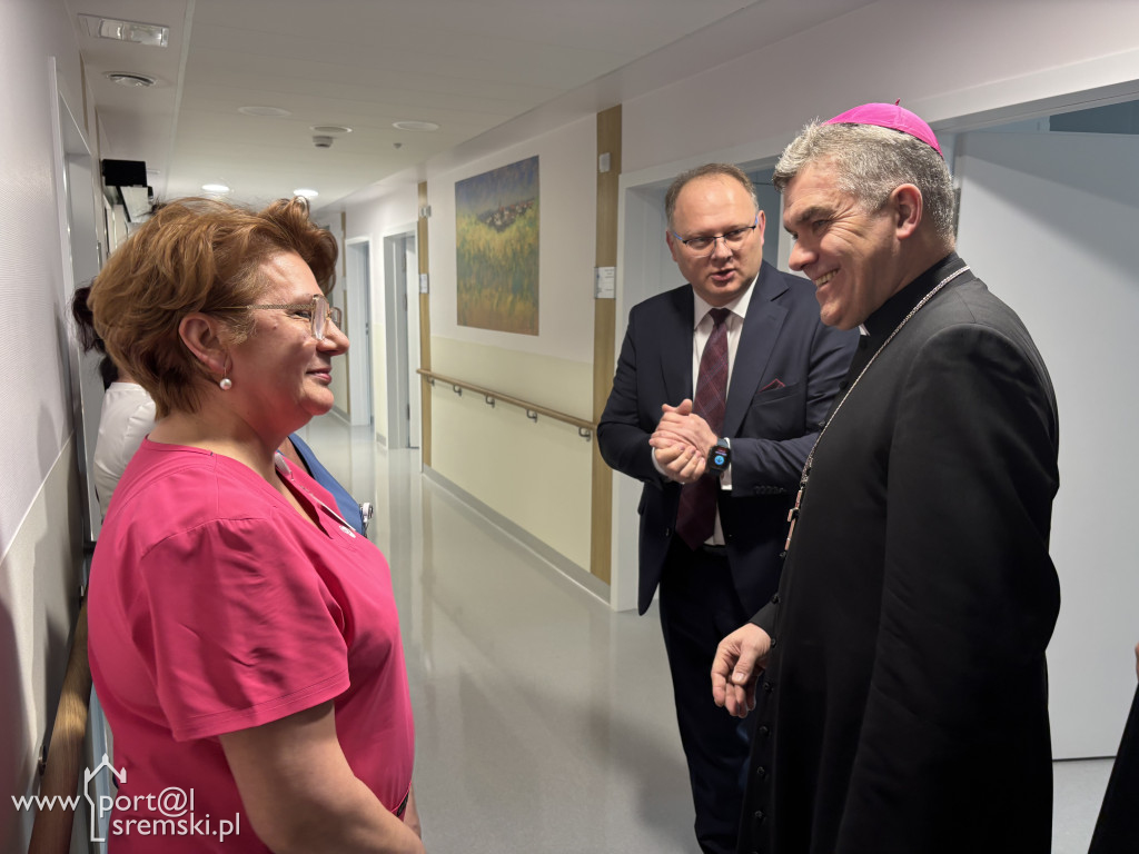 Wizyta ks. Abp Zbigniewa Zielińskiego w Szpitalu w Śremie