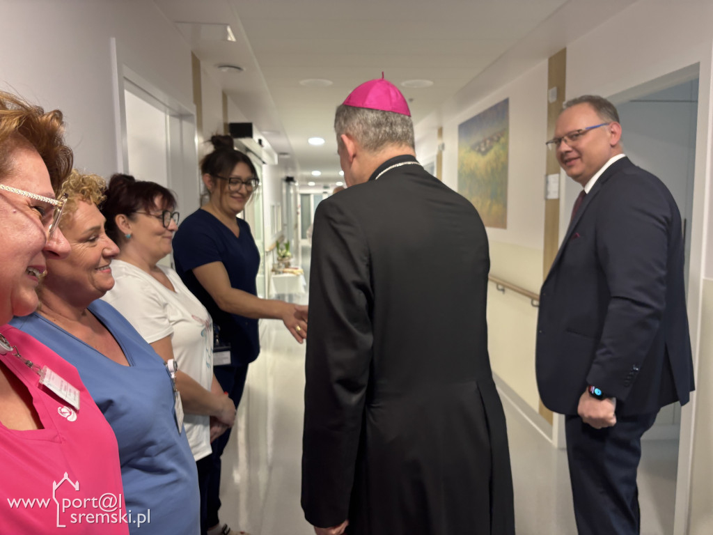 Wizyta ks. Abp Zbigniewa Zielińskiego w Szpitalu w Śremie